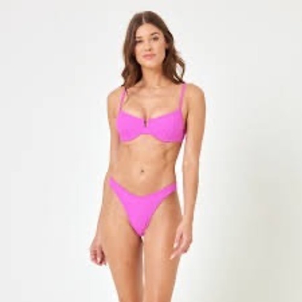L*Space Hunter Bikini Top Bright Fuchsia Ribbed Underwire RHHUT24 Womens Large